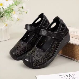 Leather Orthotic Mary Jane Shoes